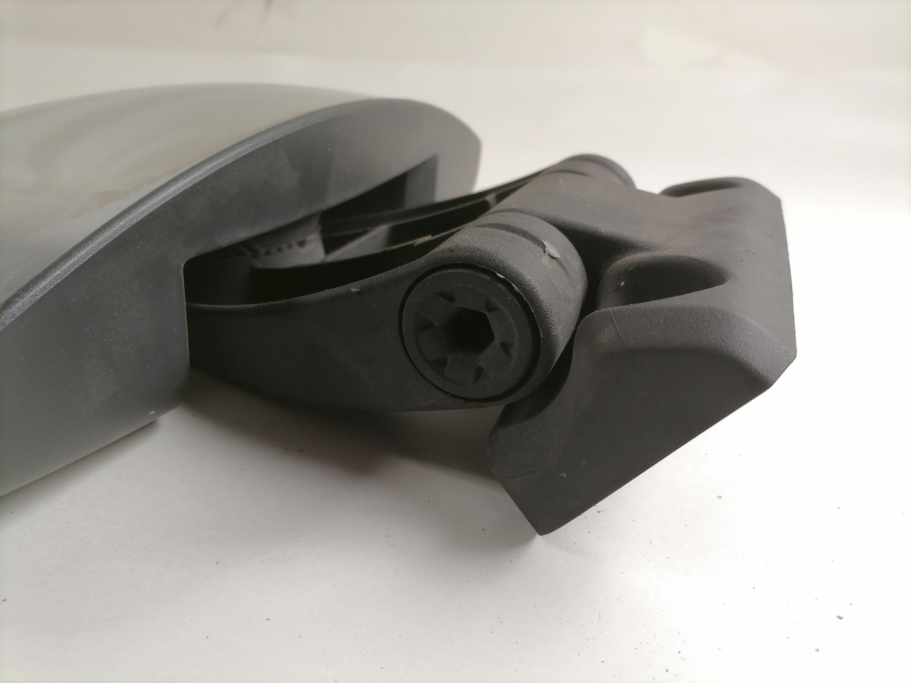 Volvo Wheel mirror 84167321 - Vzvratno ogledalo za Tovornjak: slika 3 Volvo Wheel mirror 84167321 - Vzvratno ogledalo za Tovornjak: slika 3