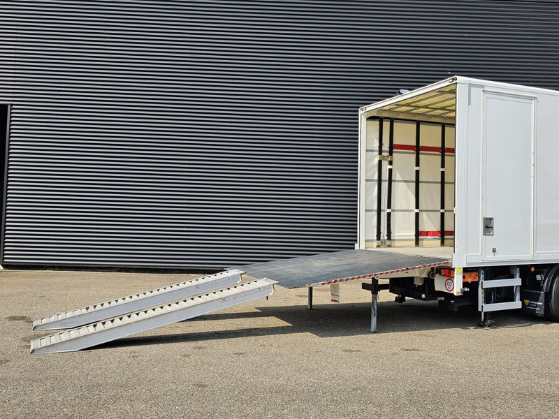 MAN TGM 26.320 / 6x2-4 / LBW / 6000kg TAIL LIFT - Tovornjak s ponjavo: slika 3 MAN TGM 26.320 / 6x2-4 / LBW / 6000kg TAIL LIFT - Tovornjak s ponjavo: slika 3