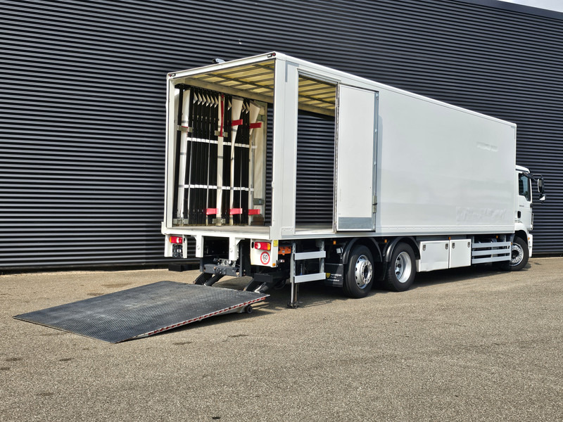 MAN TGM 26.320 / 6x2-4 / LBW / 6000kg TAIL LIFT - Tovornjak zabojnik: slika 3 MAN TGM 26.320 / 6x2-4 / LBW / 6000kg TAIL LIFT - Tovornjak zabojnik: slika 3