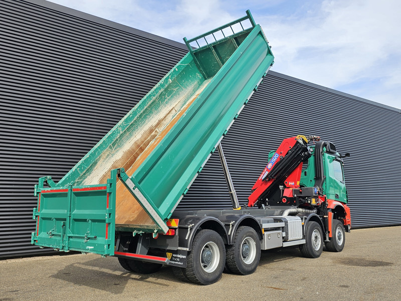 Mercedes-Benz AROCS 4145 / 8X6 / TIPPER + HMF CRANE - Tovornjak z dvigalom: slika 4 Mercedes-Benz AROCS 4145 / 8X6 / TIPPER + HMF CRANE - Tovornjak z dvigalom: slika 4