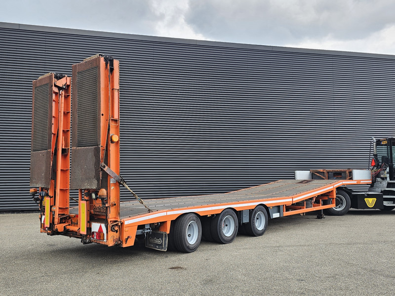 Nooteboom OSD-48-03/L / HYDRAULIC BED + RAMP - Nizko noseča polprikolica: slika 4 Nooteboom OSD-48-03/L / HYDRAULIC BED + RAMP - Nizko noseča polprikolica: slika 4