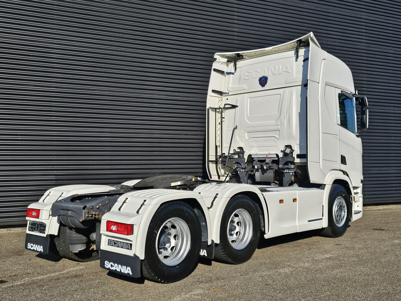 Scania R580 V8 / 6x4 / FULL AIR / RETARDER - Vlačilec: slika 3 Scania R580 V8 / 6x4 / FULL AIR / RETARDER - Vlačilec: slika 3