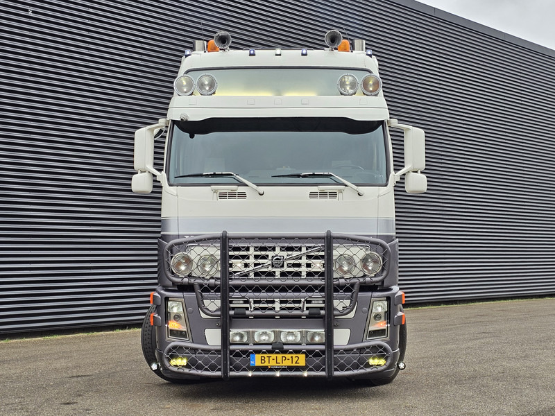 Volvo FH400 4X2 / SHOWTRUCK / SPECIAL / EXHAUST VALVE - Vlačilec: slika 3 Volvo FH400 4X2 / SHOWTRUCK / SPECIAL / EXHAUST VALVE - Vlačilec: slika 3