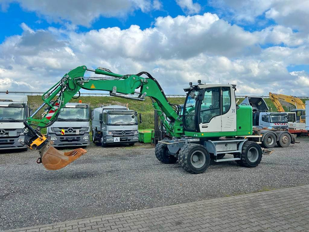 Liebherr A 912 Compact 3X Löffel 3 X Buckets Liebherr A 912 Compact guter Zustand - Bager na kolesih: slika 1 Liebherr A 912 Compact 3X Löffel 3 X Buckets Liebherr A 912 Compact guter Zustand - Bager na kolesih: slika 1