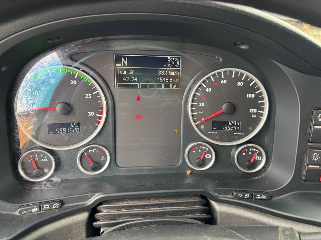 MAN 12.250 4X2 Koffer LBW Klima Diff.Sperre AHK MAN 12.250 4X2 Koffer LBW Klima Diff.Sperre AHK - Tovornjak zabojnik: slika 4 MAN 12.250 4X2 Koffer LBW Klima Diff.Sperre AHK MAN 12.250 4X2 Koffer LBW Klima Diff.Sperre AHK - Tovornjak zabojnik: slika 4