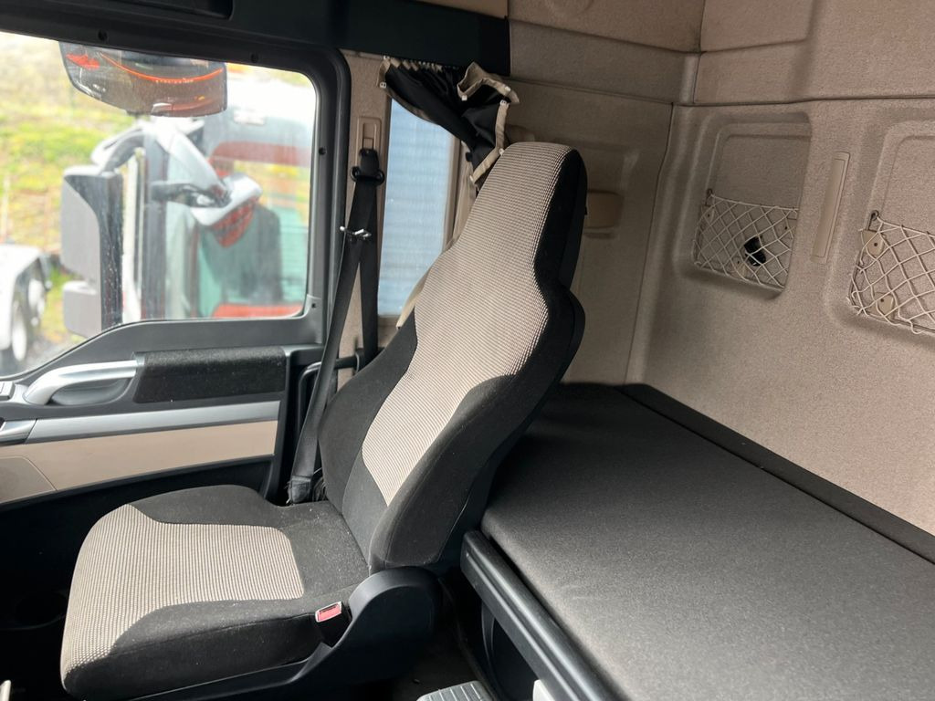 MAN 26.460 6X2 Retarder Klima Navigation guter Zust. - Kotalni prekucni tovornjak: slika 5 MAN 26.460 6X2 Retarder Klima Navigation guter Zust. - Kotalni prekucni tovornjak: slika 5