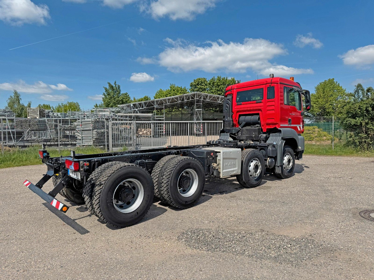 Tovornjak prekucnik MAN 35.470 8X4 Kipperfahrgestell Reifen 12 X NEU Top: slika 19