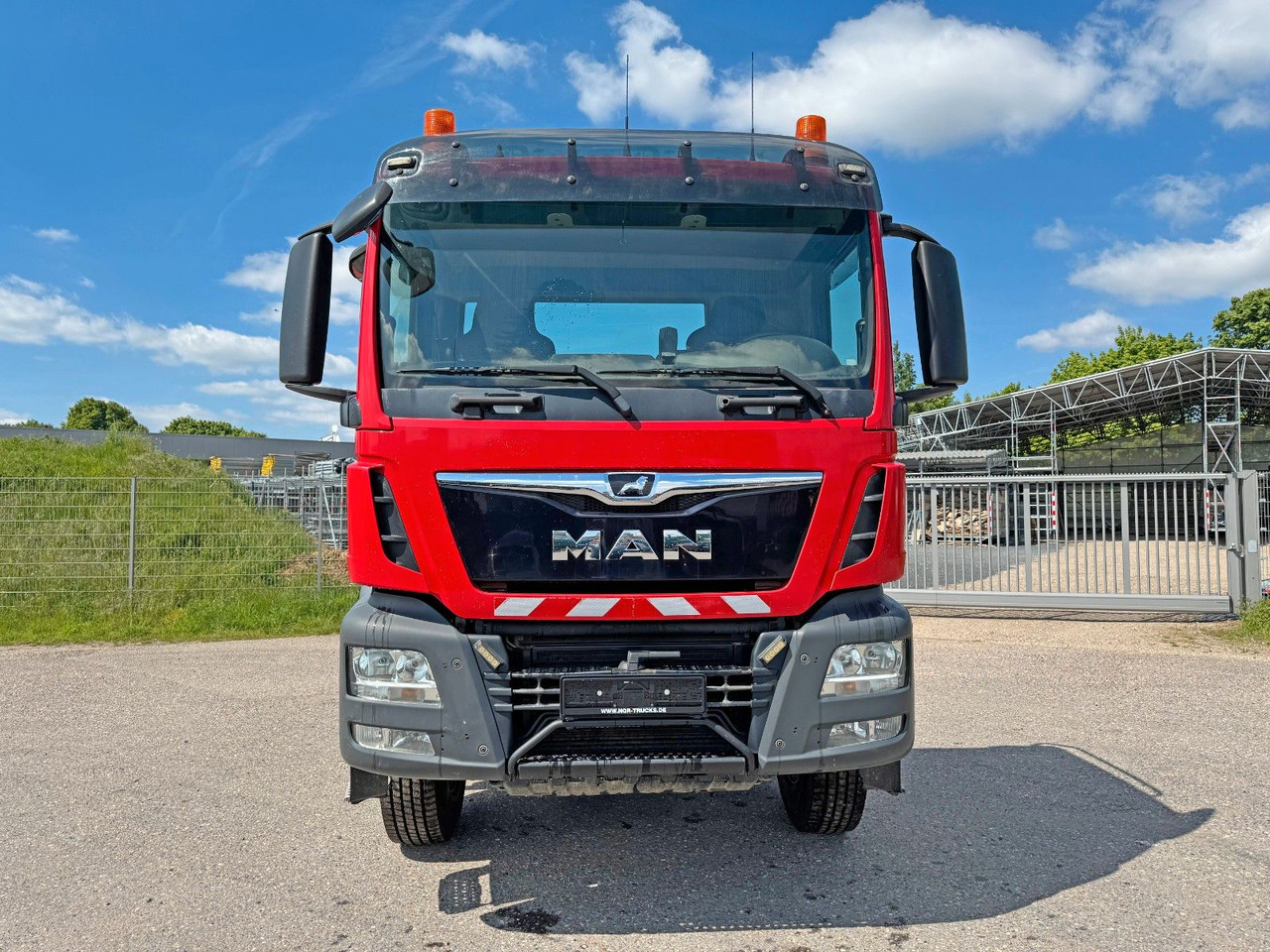 Tovornjak prekucnik MAN 35.470 8X4 Kipperfahrgestell Reifen 12 X NEU Top: slika 10