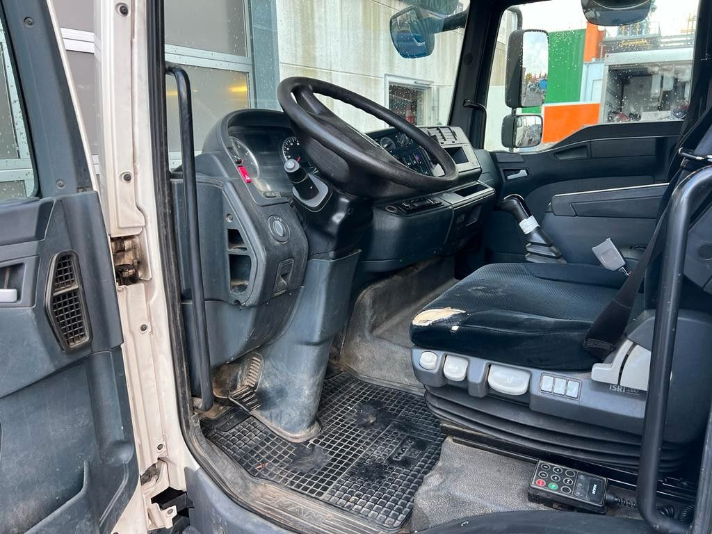 MAN 8.180 4X2 offene Pritsche MAN 8.180 4X2 offene Pritsche - Dostavno vozilo s kesonom: slika 5 MAN 8.180 4X2 offene Pritsche MAN 8.180 4X2 offene Pritsche - Dostavno vozilo s kesonom: slika 5