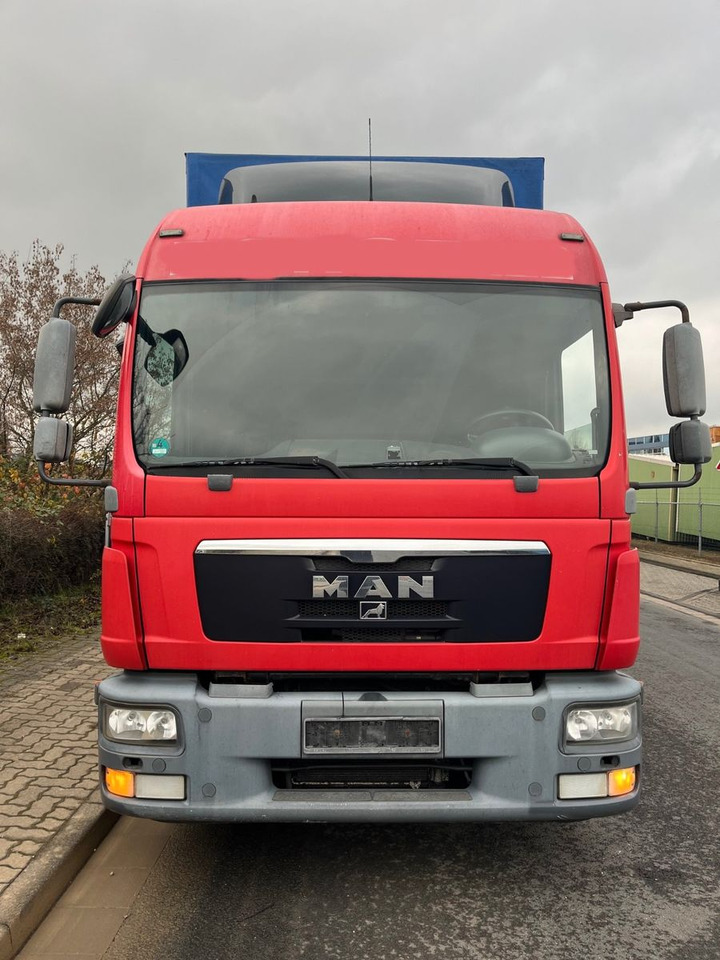 MAN 8.220 4X2 Pritschenwagen - Tovornjak s ponjavo: slika 5 MAN 8.220 4X2 Pritschenwagen - Tovornjak s ponjavo: slika 5