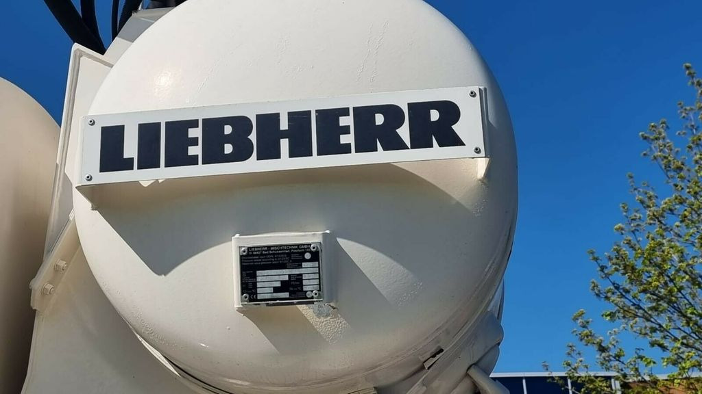 Müller-Mitteltal 2 Achs Betonmischauflieger Liebherr Müller-Mitteltal 2 Achs Betonmischauflieger Liebherr - Polprikolica mešalec betona: slika 4 Müller-Mitteltal 2 Achs Betonmischauflieger Liebherr Müller-Mitteltal 2 Achs Betonmischauflieger Liebherr - Polprikolica mešalec betona: slika 4