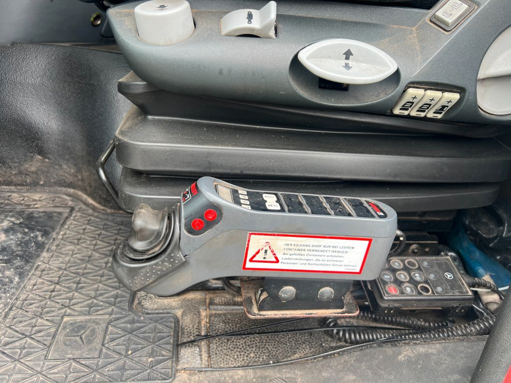Multilift XR 21 Abrollkipperaufbau 3 Achser - Kotalni prekucni tovornjak: slika 4 Multilift XR 21 Abrollkipperaufbau 3 Achser - Kotalni prekucni tovornjak: slika 4