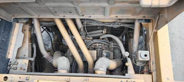 Togi demper/ Demper za skale CAT 777E: slika 16
