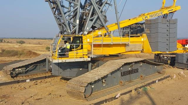 Liebherr LR1600/2 - Gosenični žerjav: slika 1 Liebherr LR1600/2 - Gosenični žerjav: slika 1
