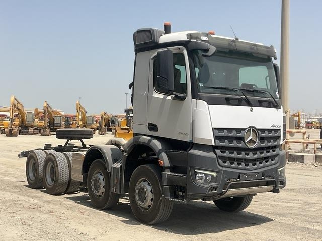 Mercedes-Benz Arocs 4240 - Tovornjak-šasija: slika 4 Mercedes-Benz Arocs 4240 - Tovornjak-šasija: slika 4