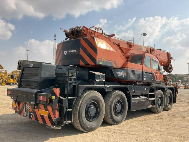 Tadano GR700N-2 - Avtodvigalo za grob teren: slika 2 Tadano GR700N-2 - Avtodvigalo za grob teren: slika 2