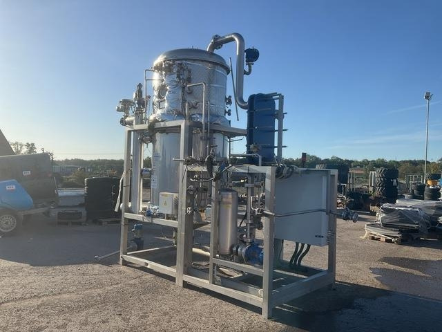 Eco-Techno SRL RF3000C - Zbiralnik: slika 2 Eco-Techno SRL RF3000C - Zbiralnik: slika 2