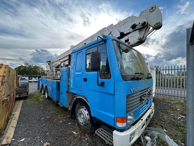 Volvo FL10 - Tovornjak z dvigalom: slika 5 Volvo FL10 - Tovornjak z dvigalom: slika 5