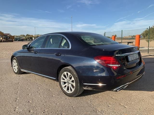 Mercedes-Benz E220D - Avtomobil: slika 2 Mercedes-Benz E220D - Avtomobil: slika 2