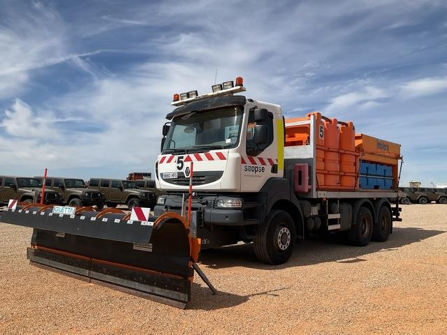 Renault Kerax 380DXI - Vozilo za zimsko službo: slika 1 Renault Kerax 380DXI - Vozilo za zimsko službo: slika 1