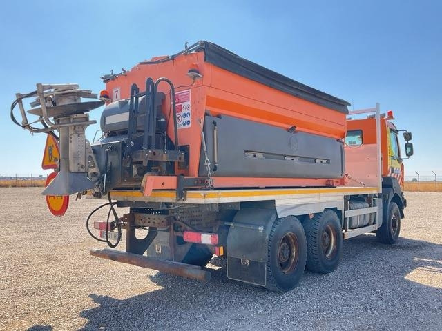 Renault Kerax 430DXI - Vozilo za zimsko službo: slika 3 Renault Kerax 430DXI - Vozilo za zimsko službo: slika 3