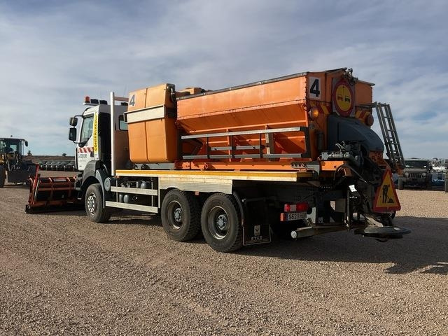 Renault Kerax 430DXI - Vozilo za zimsko službo: slika 2 Renault Kerax 430DXI - Vozilo za zimsko službo: slika 2