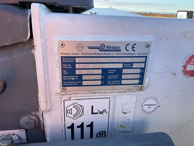 Wirtgen W250 - Freza za asfalt: slika 5 Wirtgen W250 - Freza za asfalt: slika 5