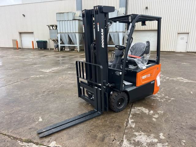 Doosan B15T-7 PLUS - Električni viličar: slika 1 Doosan B15T-7 PLUS - Električni viličar: slika 1