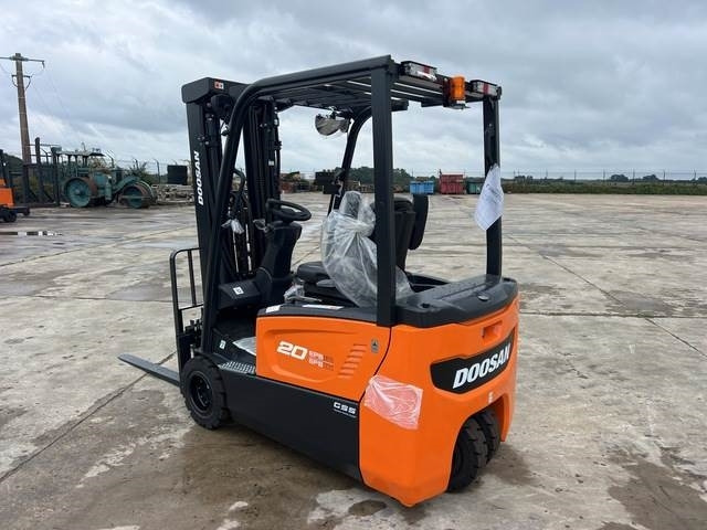 Doosan B20T-7 PLUS - Električni viličar: slika 2 Doosan B20T-7 PLUS - Električni viličar: slika 2