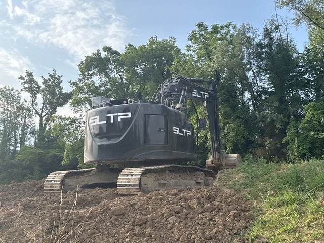 Hitachi ZX225USLC-6 - Bager goseničar: slika 4 Hitachi ZX225USLC-6 - Bager goseničar: slika 4