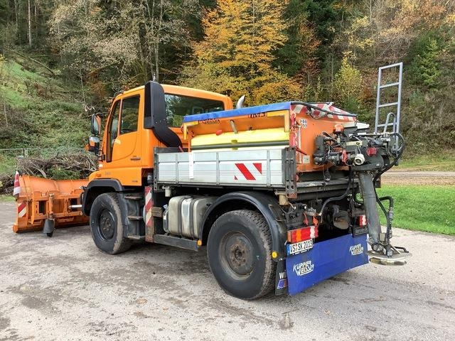 MB Trac Unimog U300 - Vozilo za zimsko službo: slika 3 MB Trac Unimog U300 - Vozilo za zimsko službo: slika 3