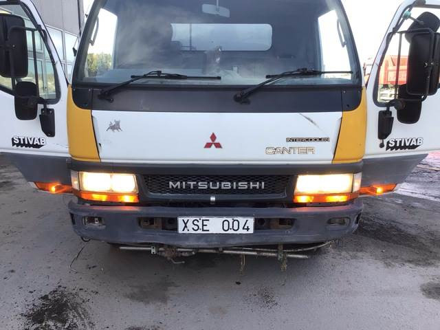 Vozilo za pometanje Mitsubishi Canter: slika 14