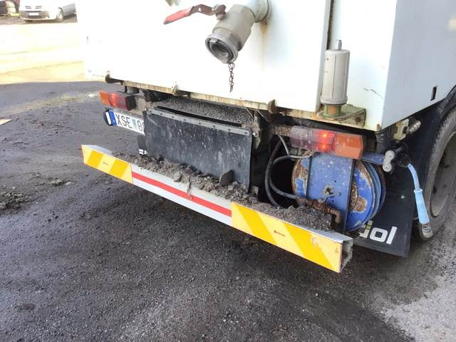 Vozilo za pometanje Mitsubishi Canter: slika 21