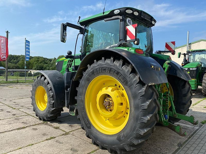 John Deere 6215R AutoPowr 50km/h - Traktor: slika 5 John Deere 6215R AutoPowr 50km/h - Traktor: slika 5