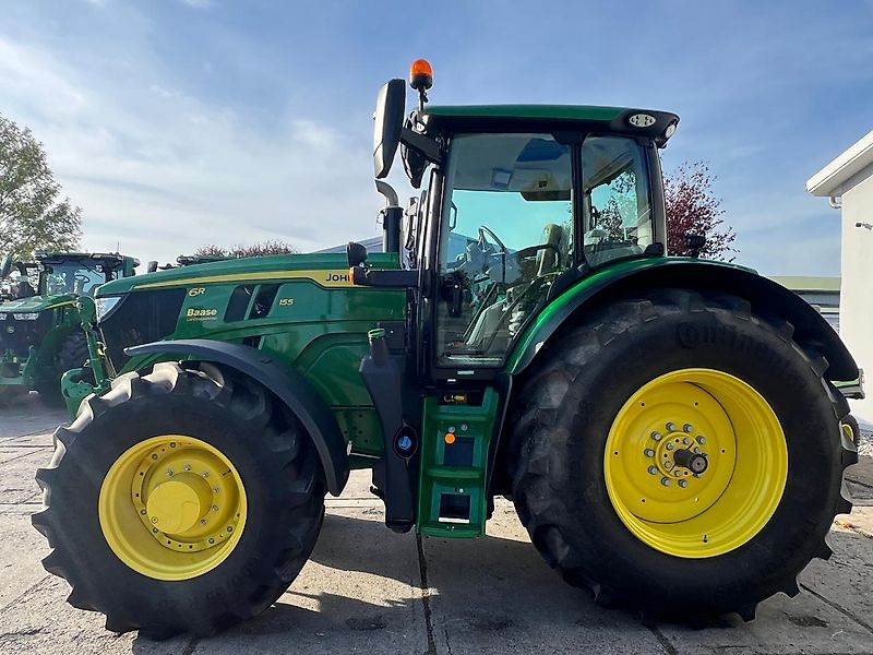 John Deere 6R155 IVT 50 km/h AutoPowr - Traktor: slika 4 John Deere 6R155 IVT 50 km/h AutoPowr - Traktor: slika 4