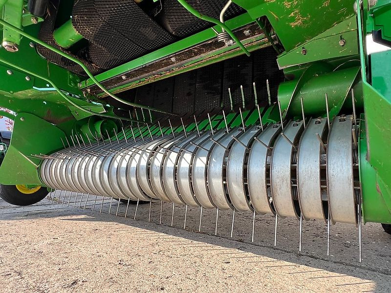 Balirka za okrogle bale John Deere 842 HiFlow: slika 11