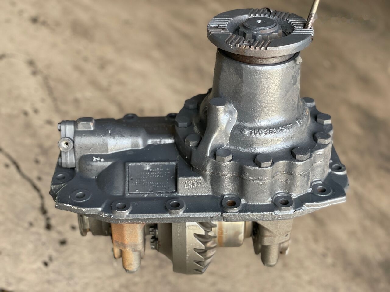 Mercedes-Benz HL 7 A 355 353 0807 Mercedes-Benz Actros - Diferencialni menjalnik za Tovornjak: slika 2 Mercedes-Benz HL 7 A 355 353 0807 Mercedes-Benz Actros - Diferencialni menjalnik za Tovornjak: slika 2