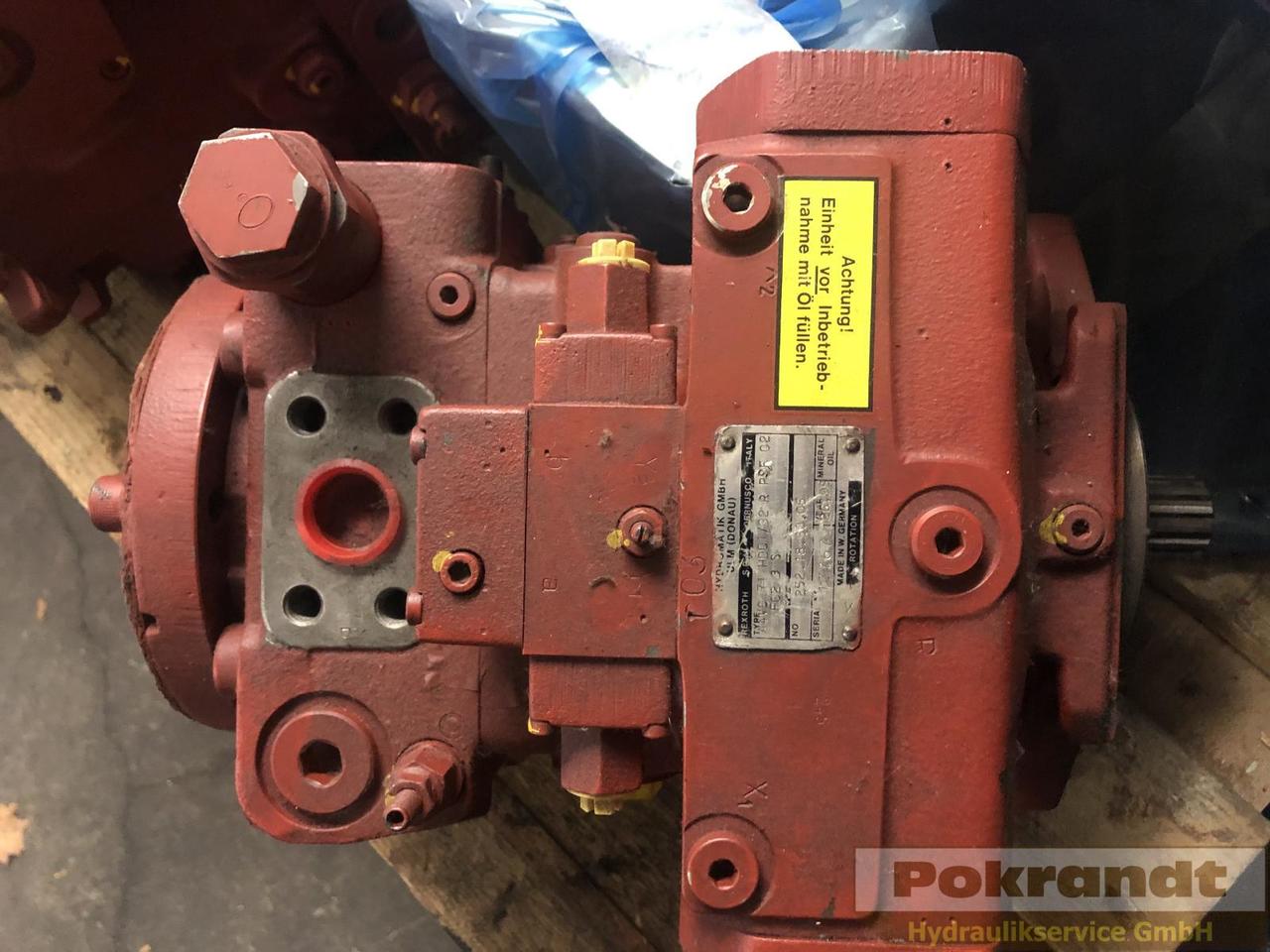 Rexroth A4VG71HDD1/32R PSF02F023S Bosch A4VG71HDD1 32R PSF 02 F023S - Hidravlična črpalka: slika 1 Rexroth A4VG71HDD1/32R PSF02F023S Bosch A4VG71HDD1 32R PSF 02 F023S - Hidravlična črpalka: slika 1
