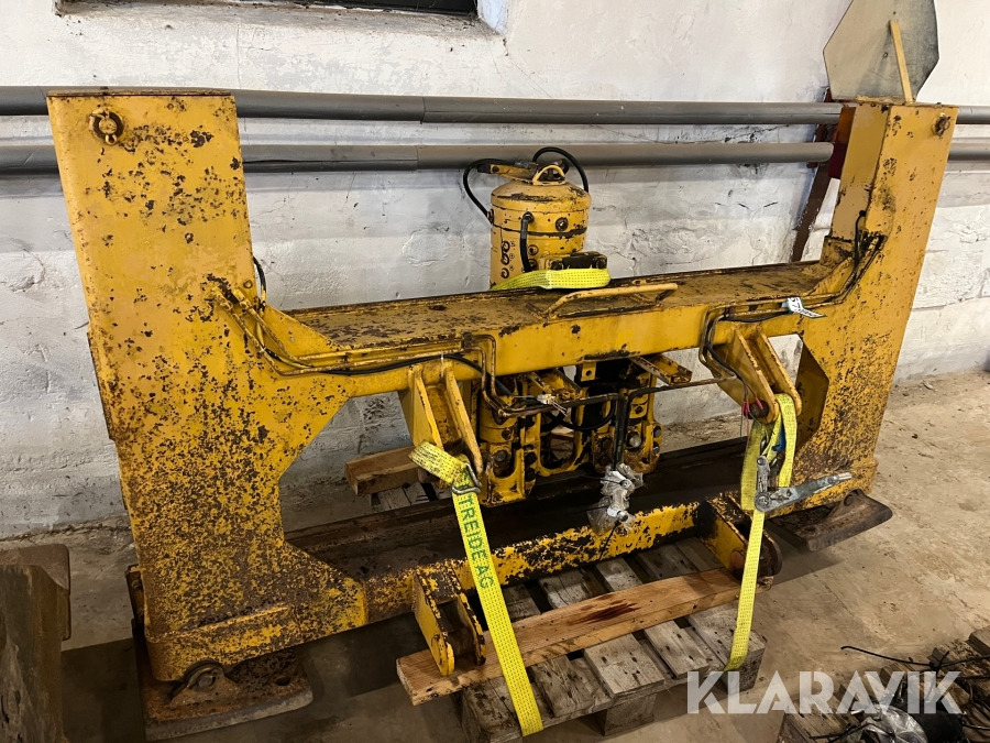 Bager nakladalec Bagarmsophæng med sideforskydning MF 50 årg 86: slika 1