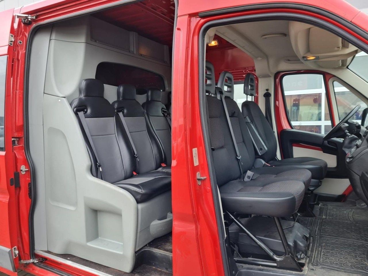 Citroën Jumper 35 Kasten L3H2 Doka 7-Sitze AHK KLIMA KAM - Furgon, Dostavno vozilo z dvojno kabino: slika 5 Citroën Jumper 35 Kasten L3H2 Doka 7-Sitze AHK KLIMA KAM - Furgon, Dostavno vozilo z dvojno kabino: slika 5