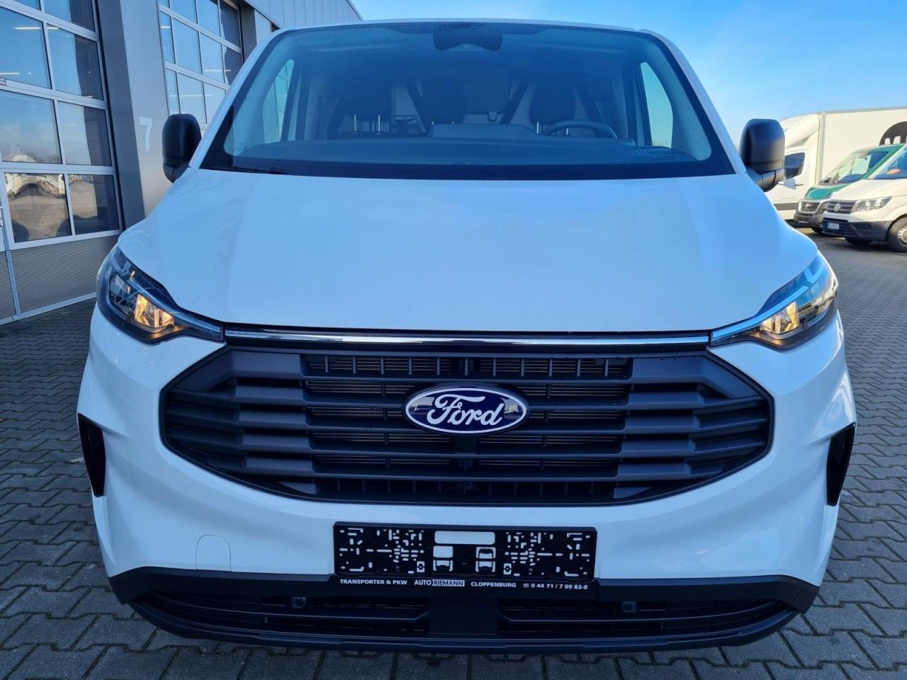 Ford Custom Kasten L1 Trend KLIMA KAMERA PDC TEMPOMAT - Mali kombi: slika 2 Ford Custom Kasten L1 Trend KLIMA KAMERA PDC TEMPOMAT - Mali kombi: slika 2