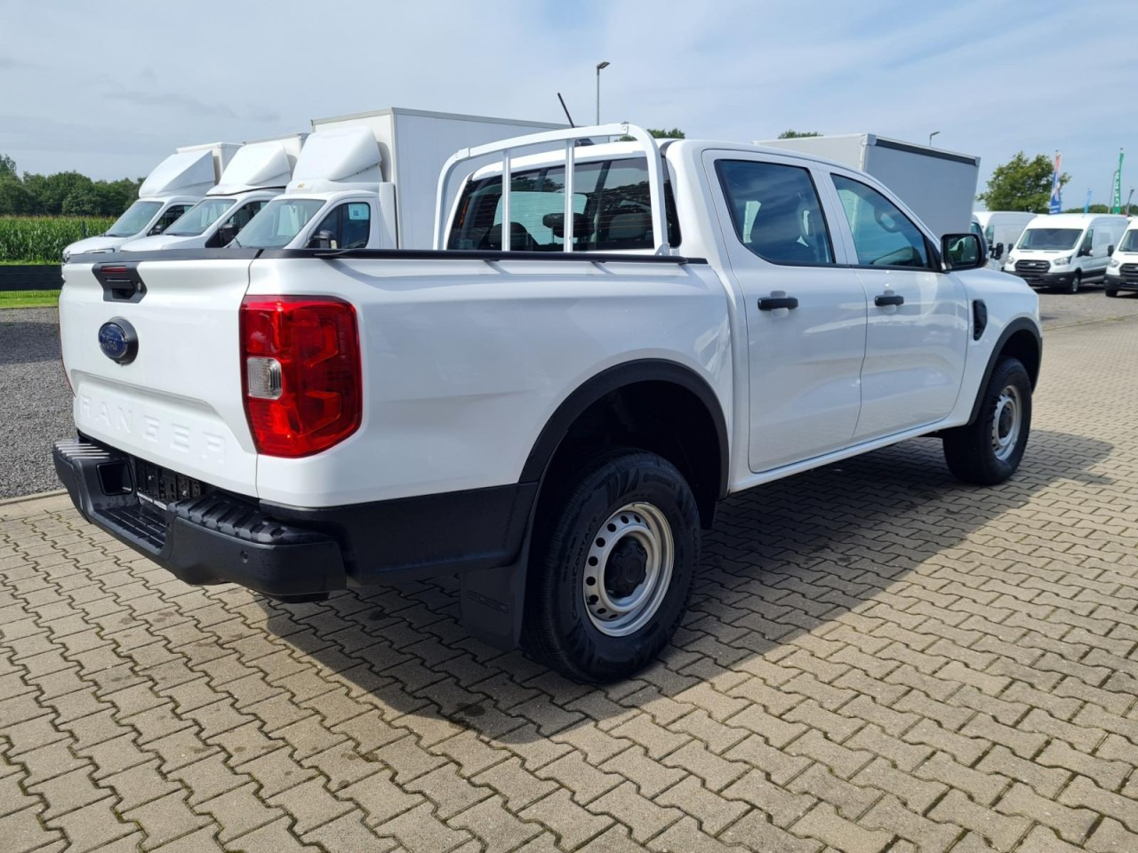 Ford Ranger Doka 2.0 Ecoblue XL 4x4 KLIMA KAMERA TEMPOMAT - Poltovornjak, Dostavno vozilo z dvojno kabino: slika 4 Ford Ranger Doka 2.0 Ecoblue XL 4x4 KLIMA KAMERA TEMPOMAT - Poltovornjak, Dostavno vozilo z dvojno kabino: slika 4