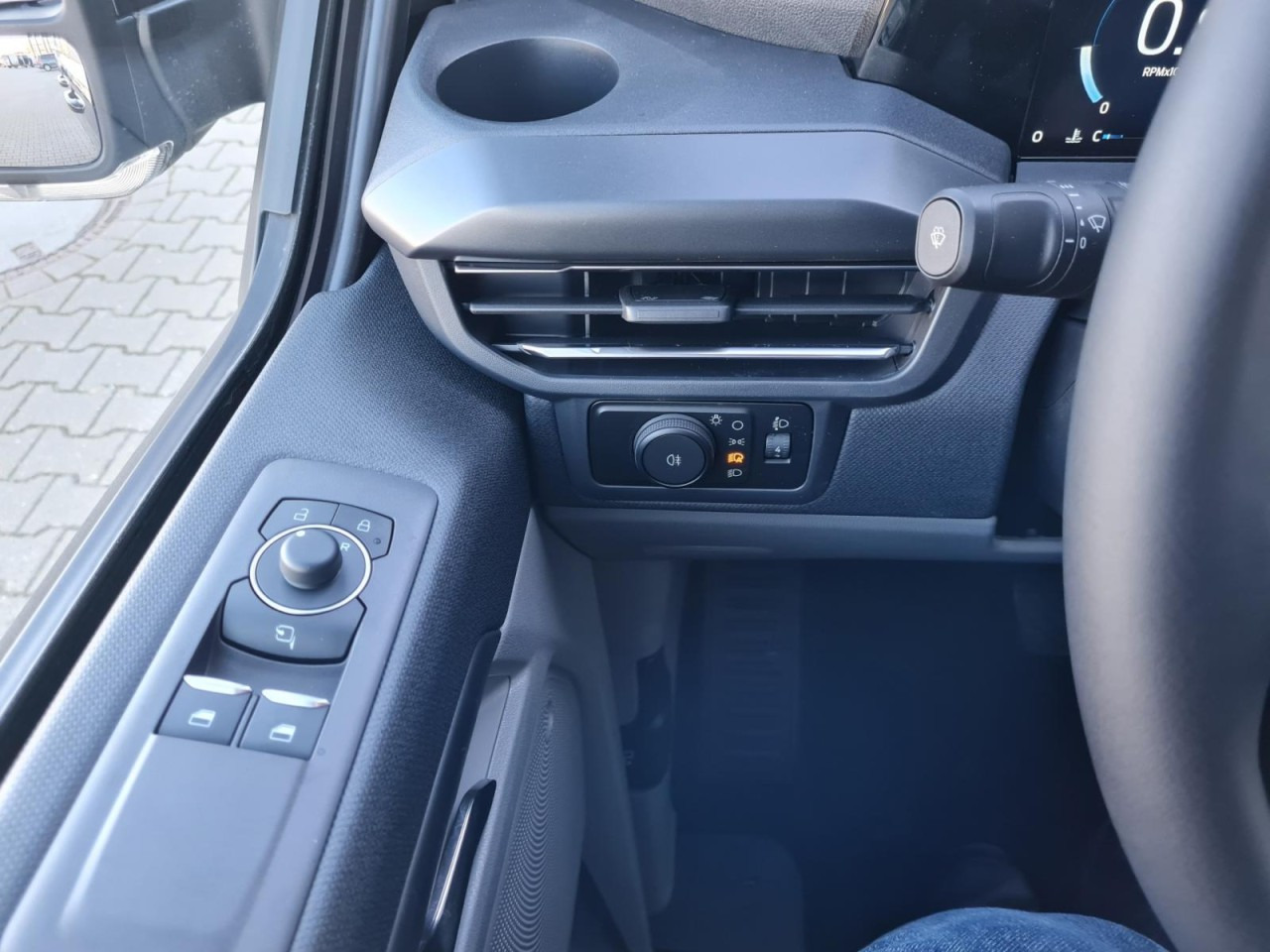 Dostavno vozilo z dvojno kabino Ford Tourneo Custom 320 L1 AG Titanium X AHK LED NAVI 2X SCHIEBE: slika 18