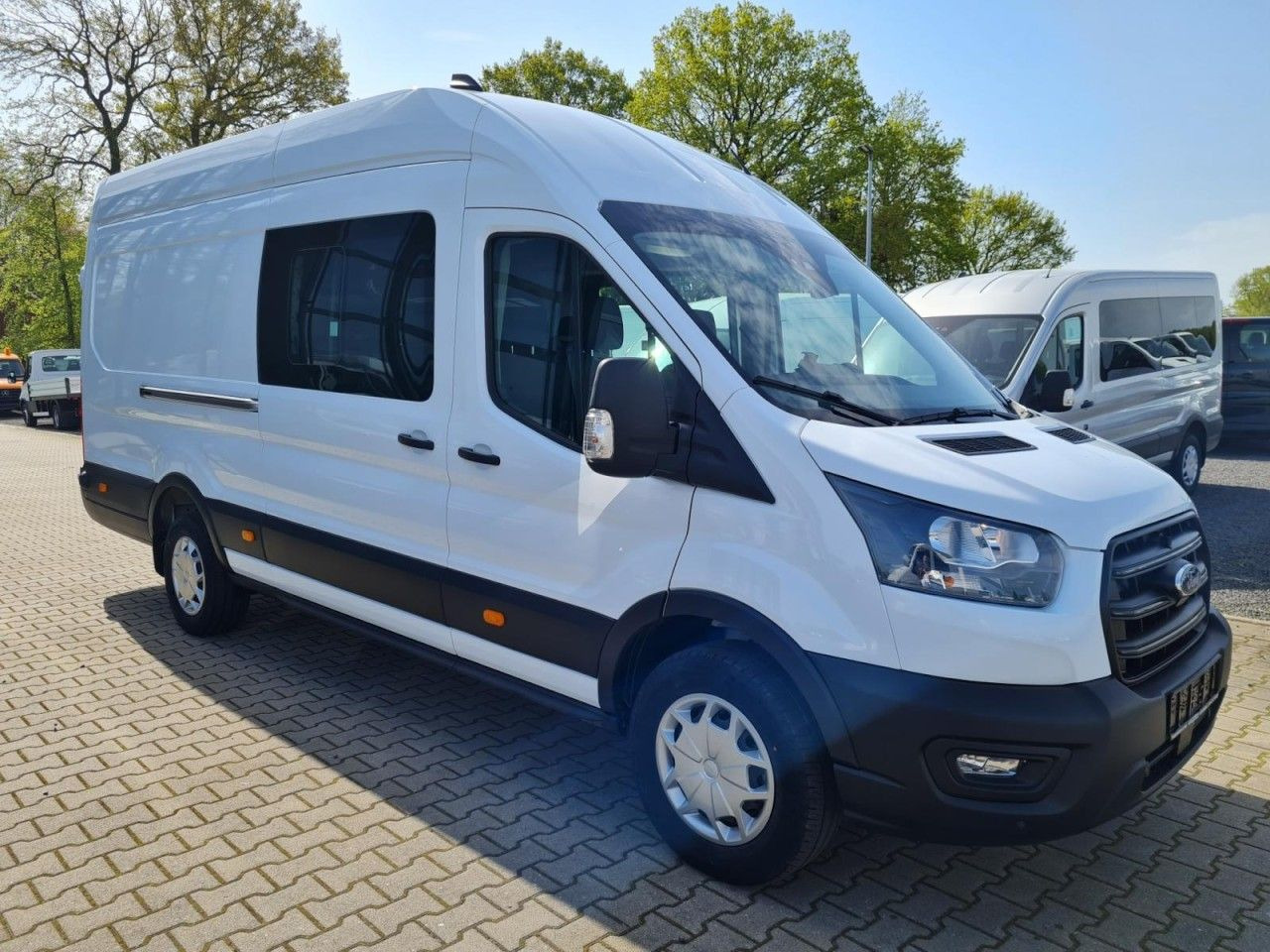 Ford Transit 350 Kasten L4H3 Doka Trend Mixto RWD - Furgon, Dostavno vozilo z dvojno kabino: slika 3 Ford Transit 350 Kasten L4H3 Doka Trend Mixto RWD - Furgon, Dostavno vozilo z dvojno kabino: slika 3