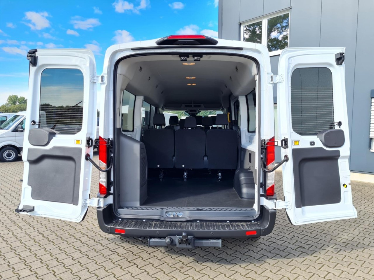 Ford Transit 350 Kombi 9 Sitze L3 AG Trend AHK KAMERA lizing Ford Transit 350 Kombi 9 Sitze L3 AG Trend AHK KAMERA: slika 7