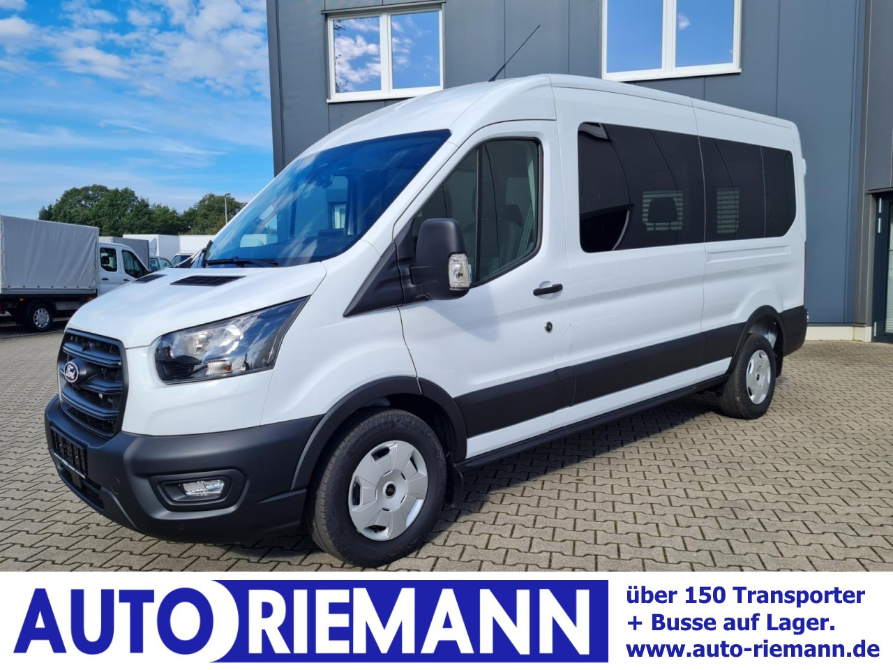 Ford Transit 350 Kombi TDCi L3 Trend 9 Sitzer AUTOMATIK - Dostavno vozilo z dvojno kabino: slika 1 Ford Transit 350 Kombi TDCi L3 Trend 9 Sitzer AUTOMATIK - Dostavno vozilo z dvojno kabino: slika 1