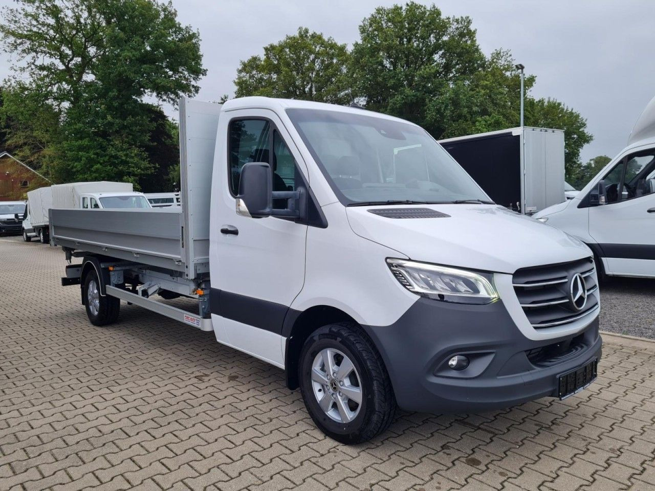Mercedes-Benz Sprinter 317 CDI 3 Seiten kipper RWD AHK LED NAV - Dostavno vozilo prekucnik: slika 5 Mercedes-Benz Sprinter 317 CDI 3 Seiten kipper RWD AHK LED NAV - Dostavno vozilo prekucnik: slika 5