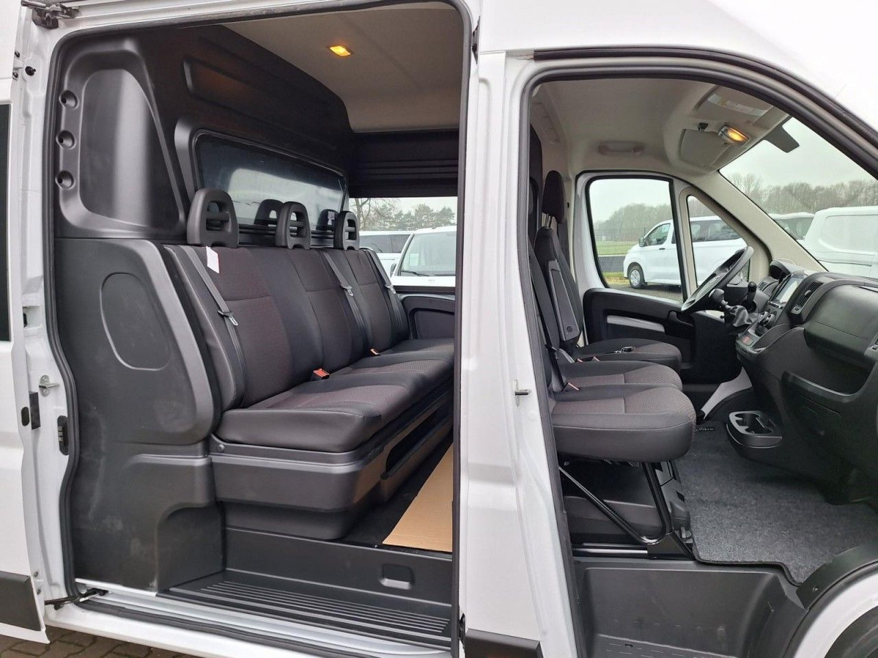 Opel Movano 35 Kasten L4 Doka 6-Sitze verstärkt PDC T - Furgon, Dostavno vozilo z dvojno kabino: slika 4 Opel Movano 35 Kasten L4 Doka 6-Sitze verstärkt PDC T - Furgon, Dostavno vozilo z dvojno kabino: slika 4
