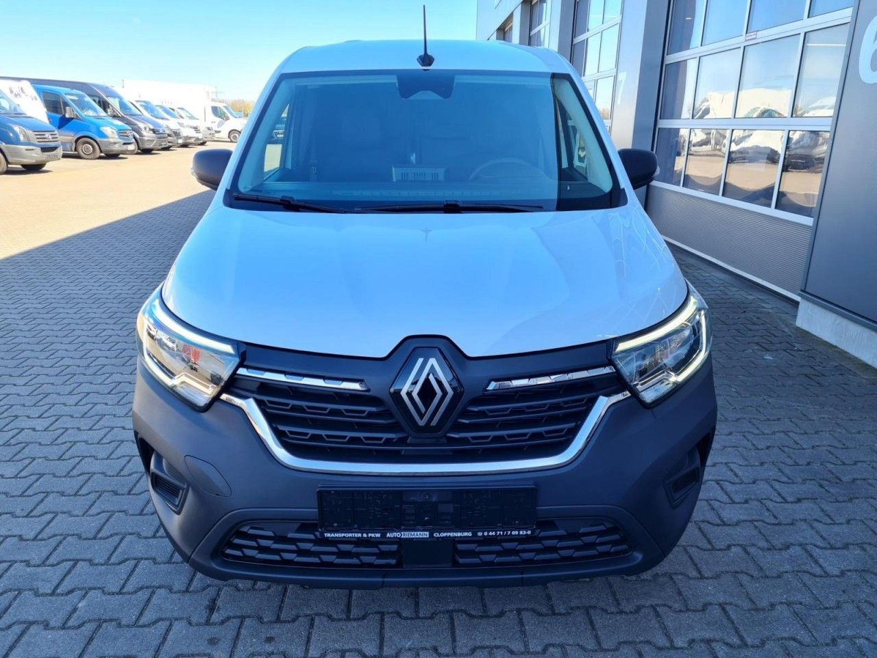 Renault Kangoo Van Start1.3 TCe 100 KLIMA TEMPOMAT - Mali kombi: slika 2 Renault Kangoo Van Start1.3 TCe 100 KLIMA TEMPOMAT - Mali kombi: slika 2