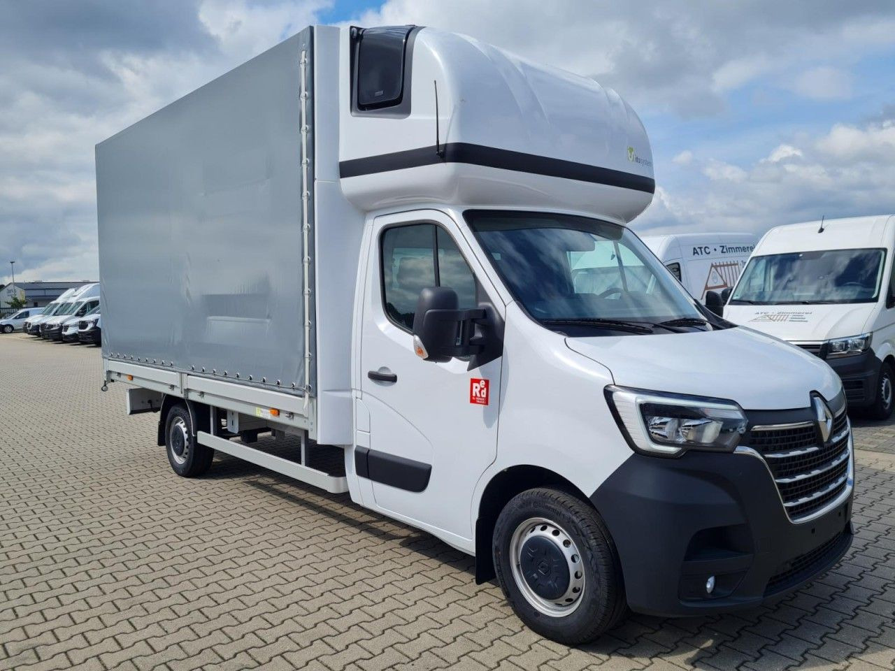 Renault Master 3,5 Pritsche Schiebe Plane Schlafkab. - Dostavno vozilo s ponjavo: slika 3 Renault Master 3,5 Pritsche Schiebe Plane Schlafkab. - Dostavno vozilo s ponjavo: slika 3